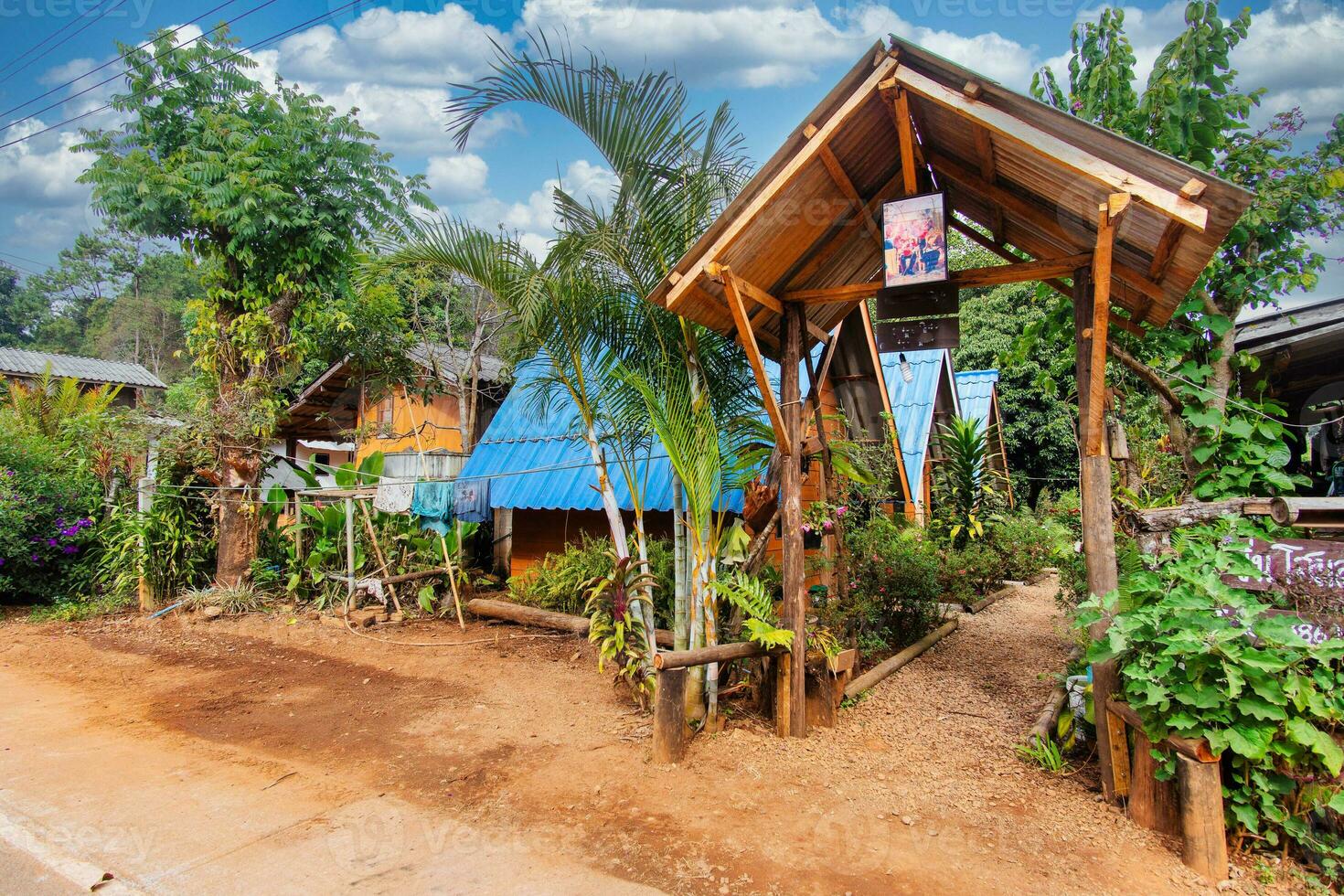 Various guesthouses Photosaround Pang Oung Reservoir in northern Thailand photo