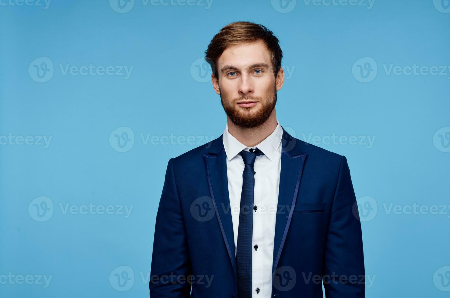 negocio hombre en traje yo confianza financiero oficina azul antecedentes foto