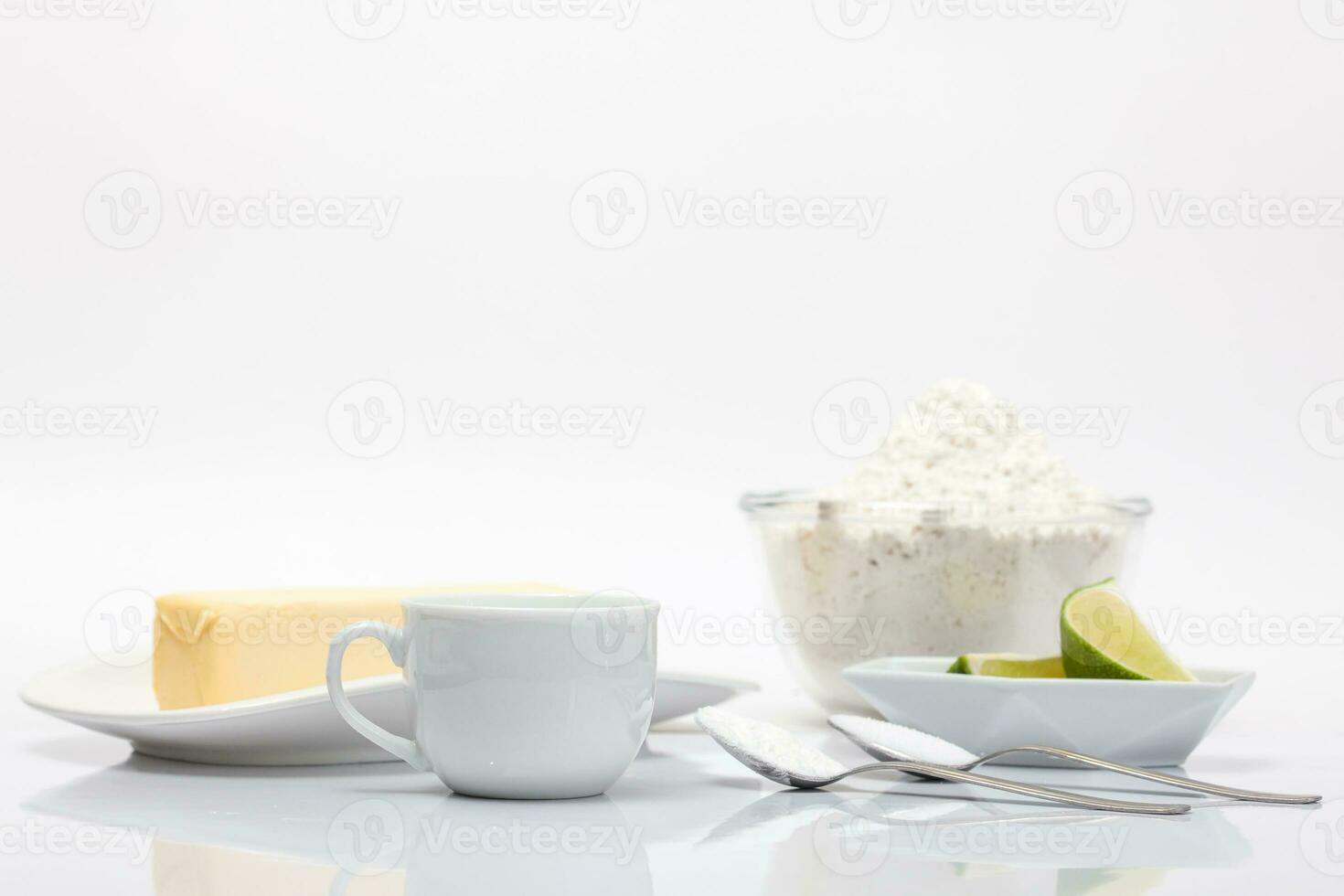 Ingredients to prepare quiche lorraine dough photo