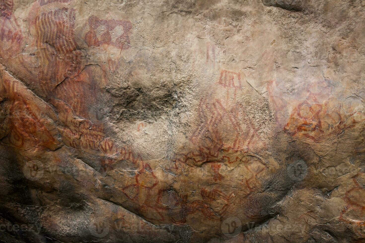 prehistórico pinturas en rock conocido como petroglifos en Colombia foto