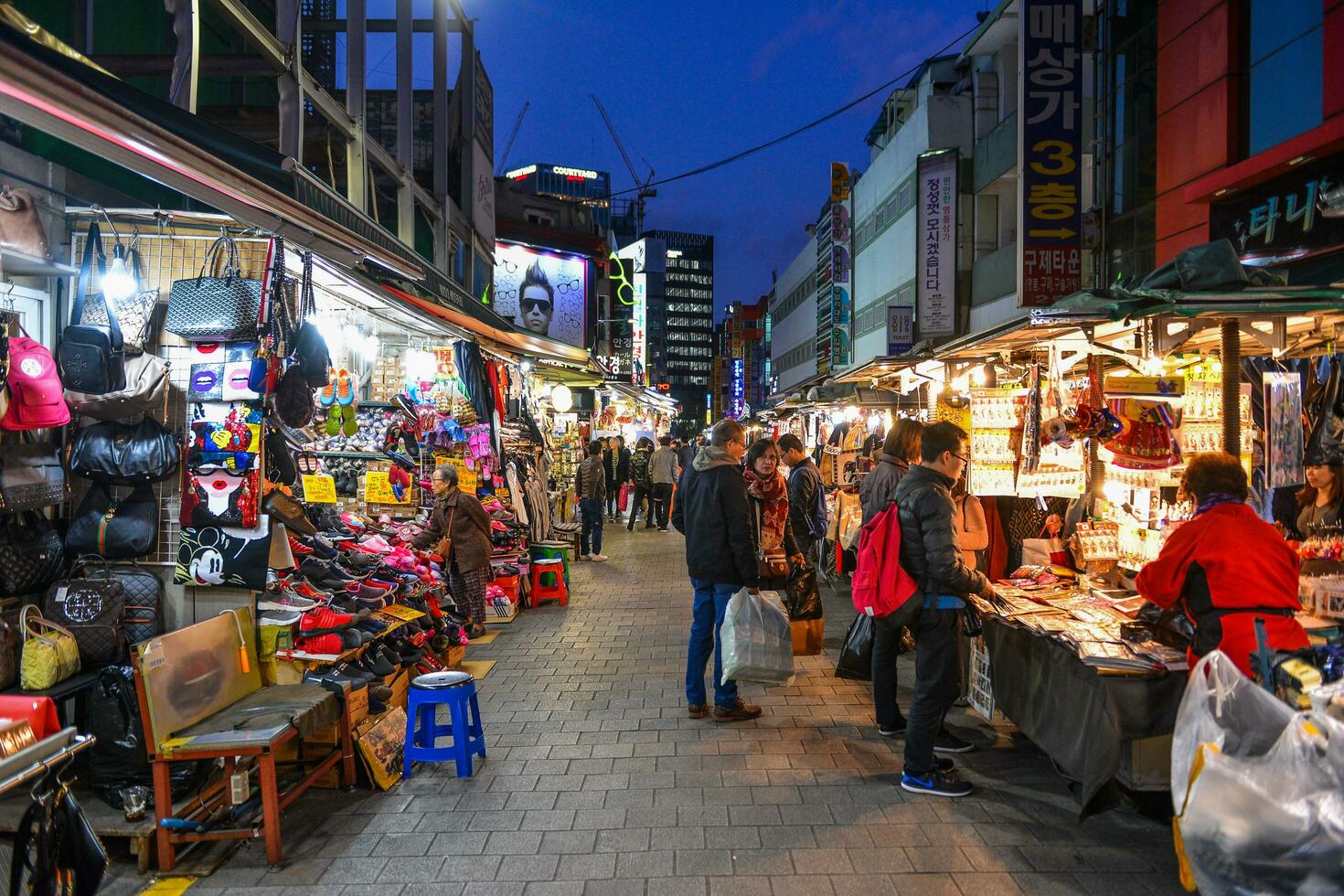 SEOUL, SOUTH KOREA - NOV 14, 2017-Namdaemun Market is the