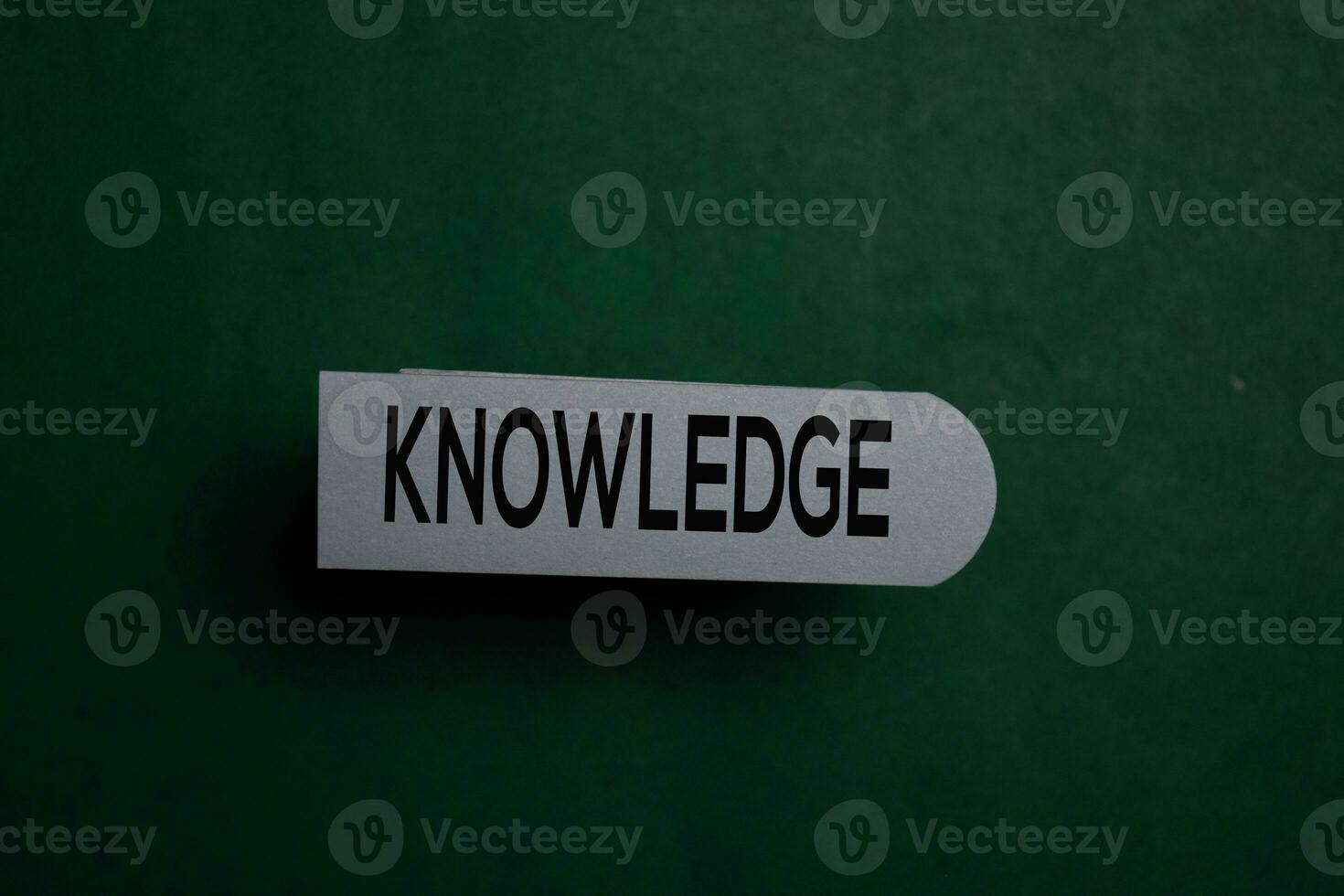 Knowledge write on a sticky note isolated on Office Desk 23638950 Stock