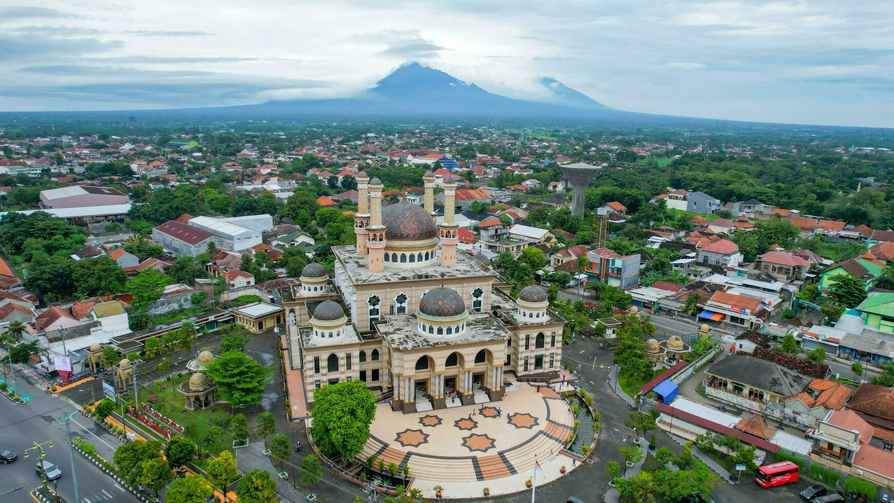 Aerial view of Al Aqsa Klaten Mosque. It is the largest mosque in Southeast Asia. Klaten - Indonesia. December 6, 2021 photo