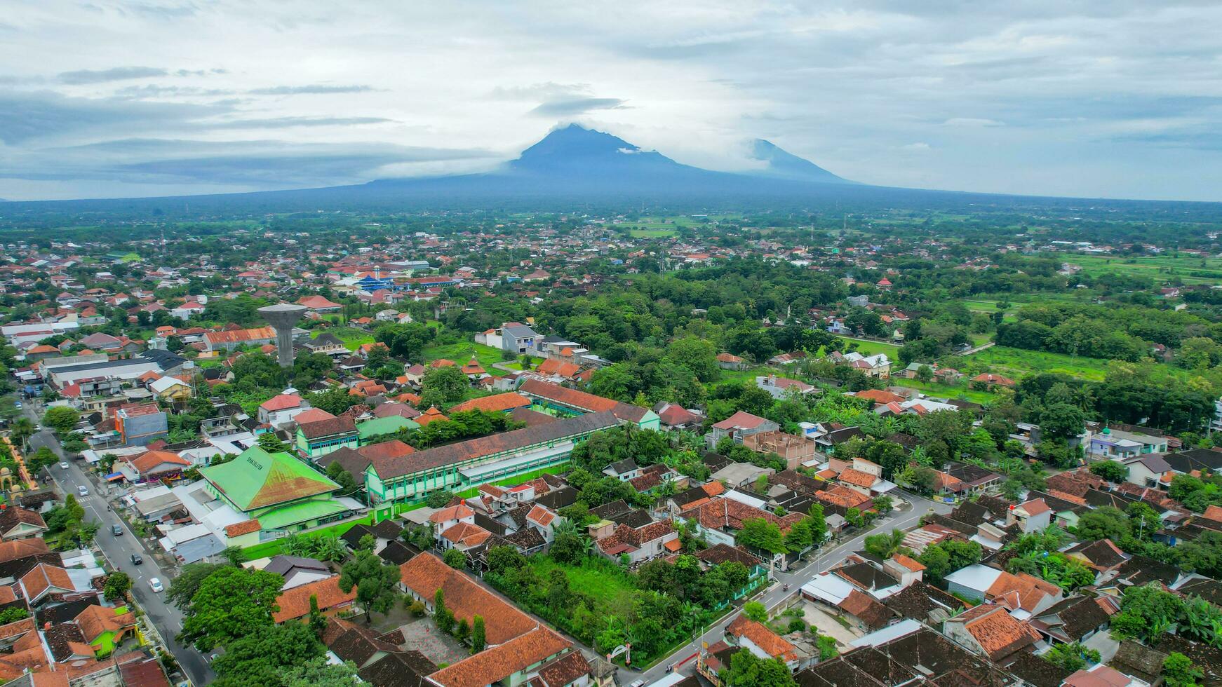 Aerial view of Al Aqsa Klaten Mosque. It is the largest mosque in Southeast Asia. Klaten - Indonesia. December 6, 2021 photo