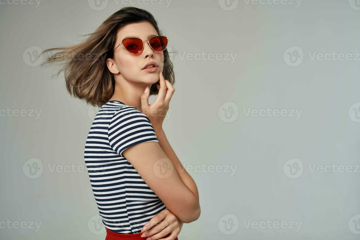 pretty woman with glasses cropped view glamor photo