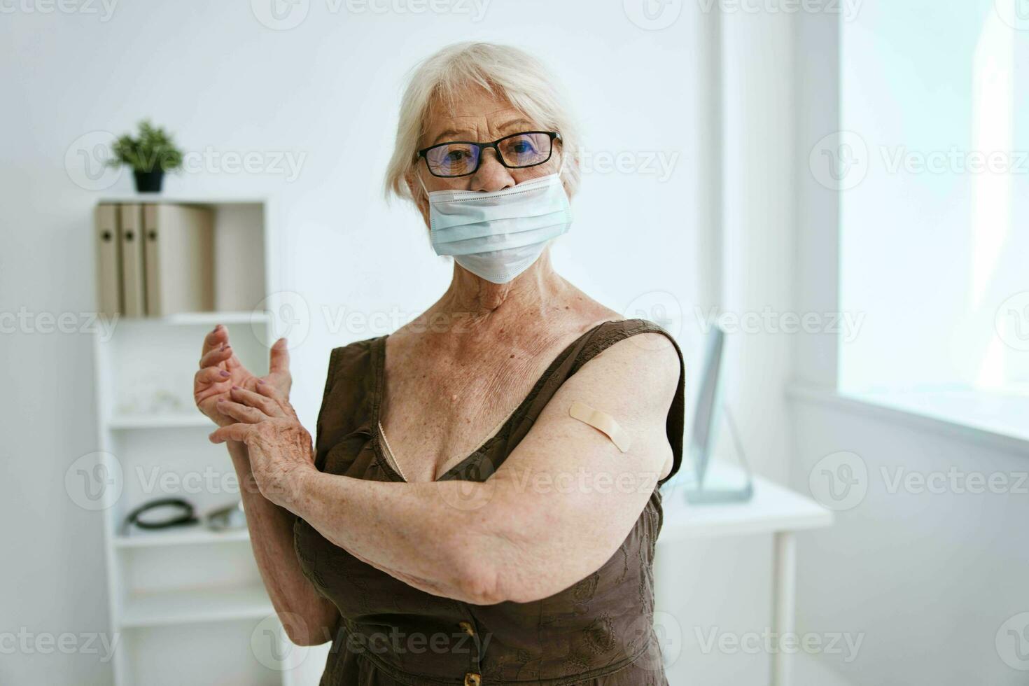 patient in hospital covid-19 passport health care photo