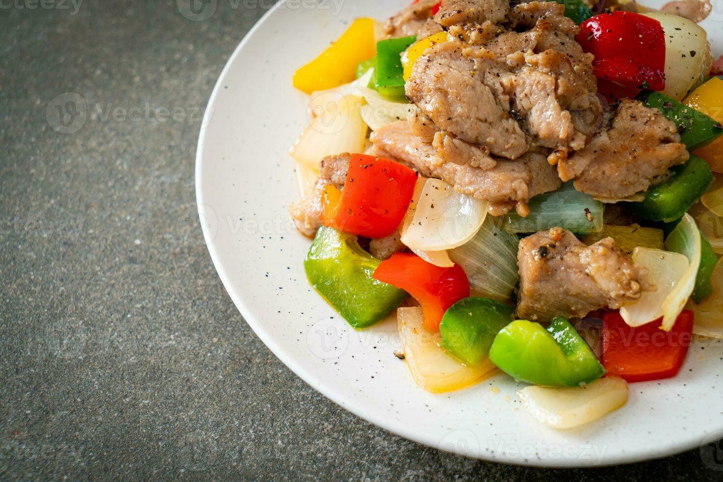 Stir Fried Pork with Black Pepper photo