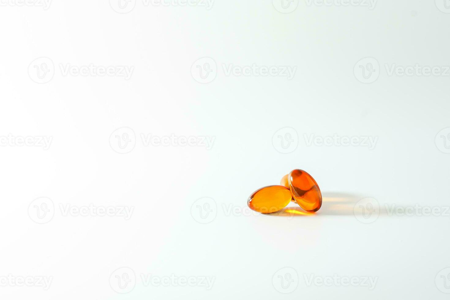 Soft gel, Close up of oil filled capsules, suitable for presenting food supplements, fish oil, omega 3, omega 6, omega 9, vitamin A, vitamin D, vitamin D3, vitamin E, evening primrose oil, photo