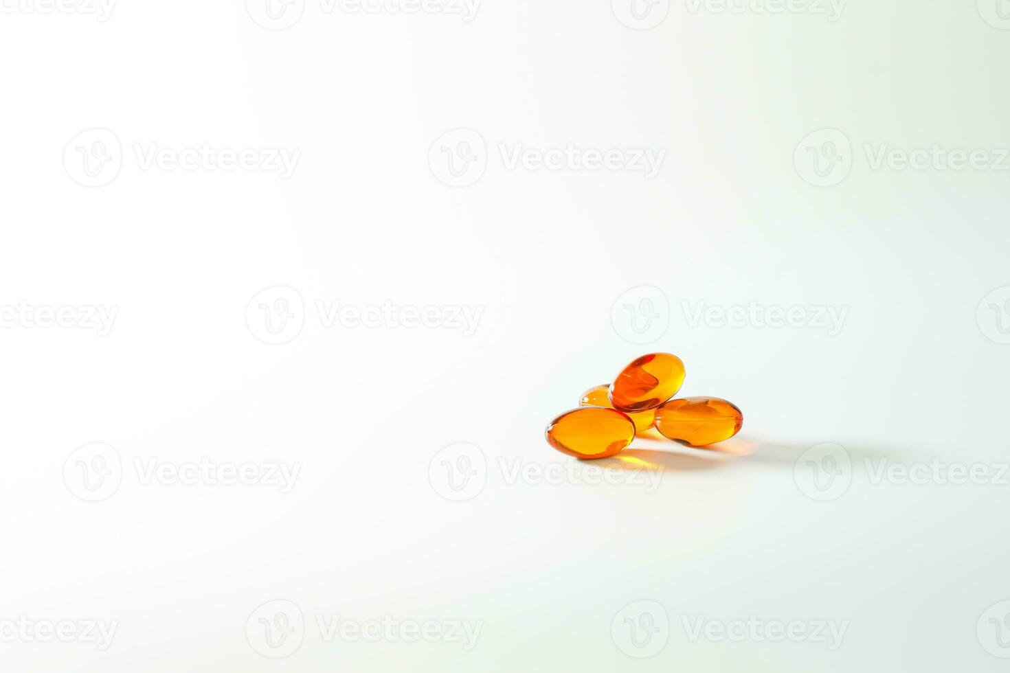 Soft gel, Close up of oil filled capsules, suitable for presenting food supplements, fish oil, omega 3, omega 6, omega 9, vitamin A, vitamin D, vitamin D3, vitamin E, evening primrose oil, photo