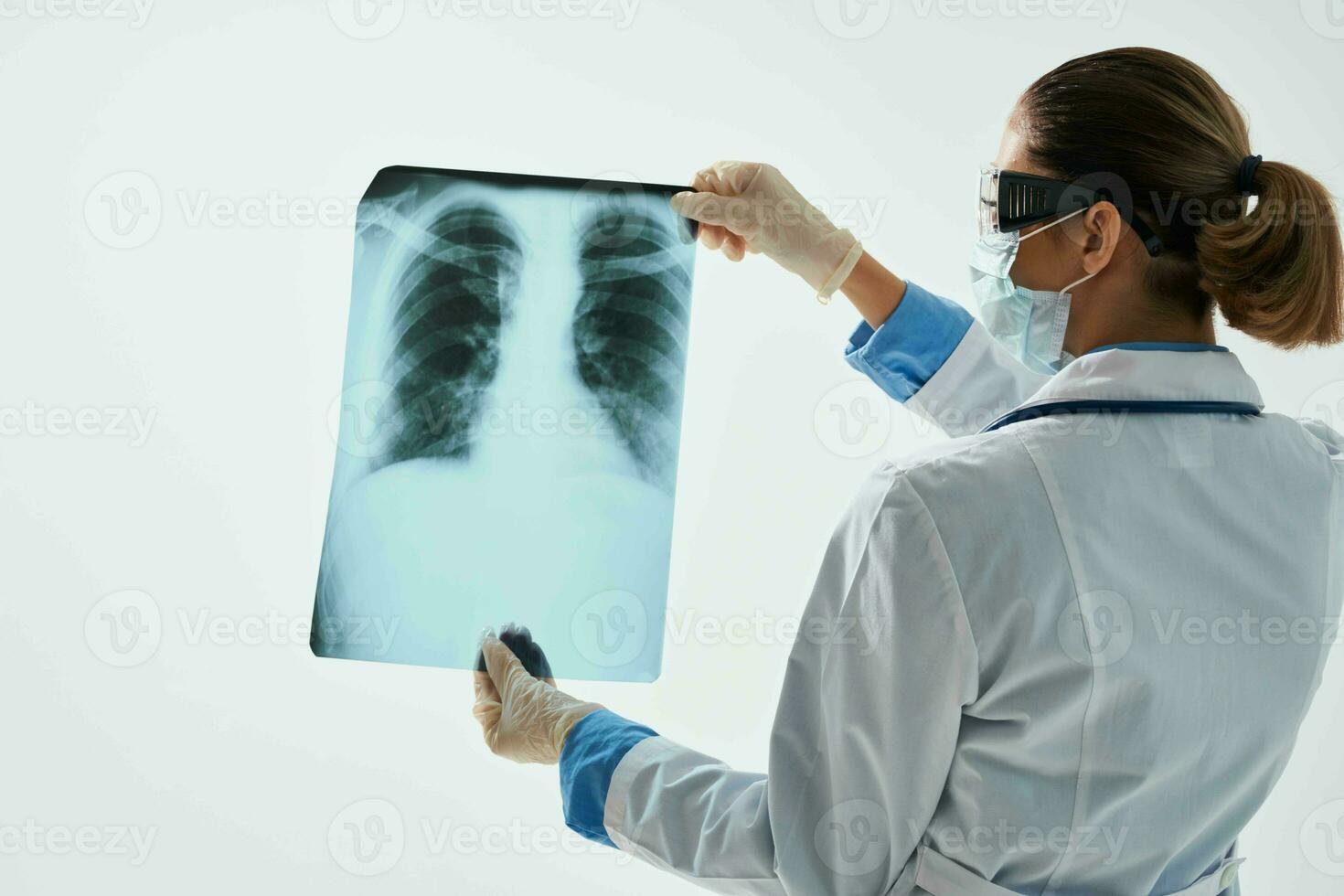 female doctor x-rays diagnostics treatment professional photo