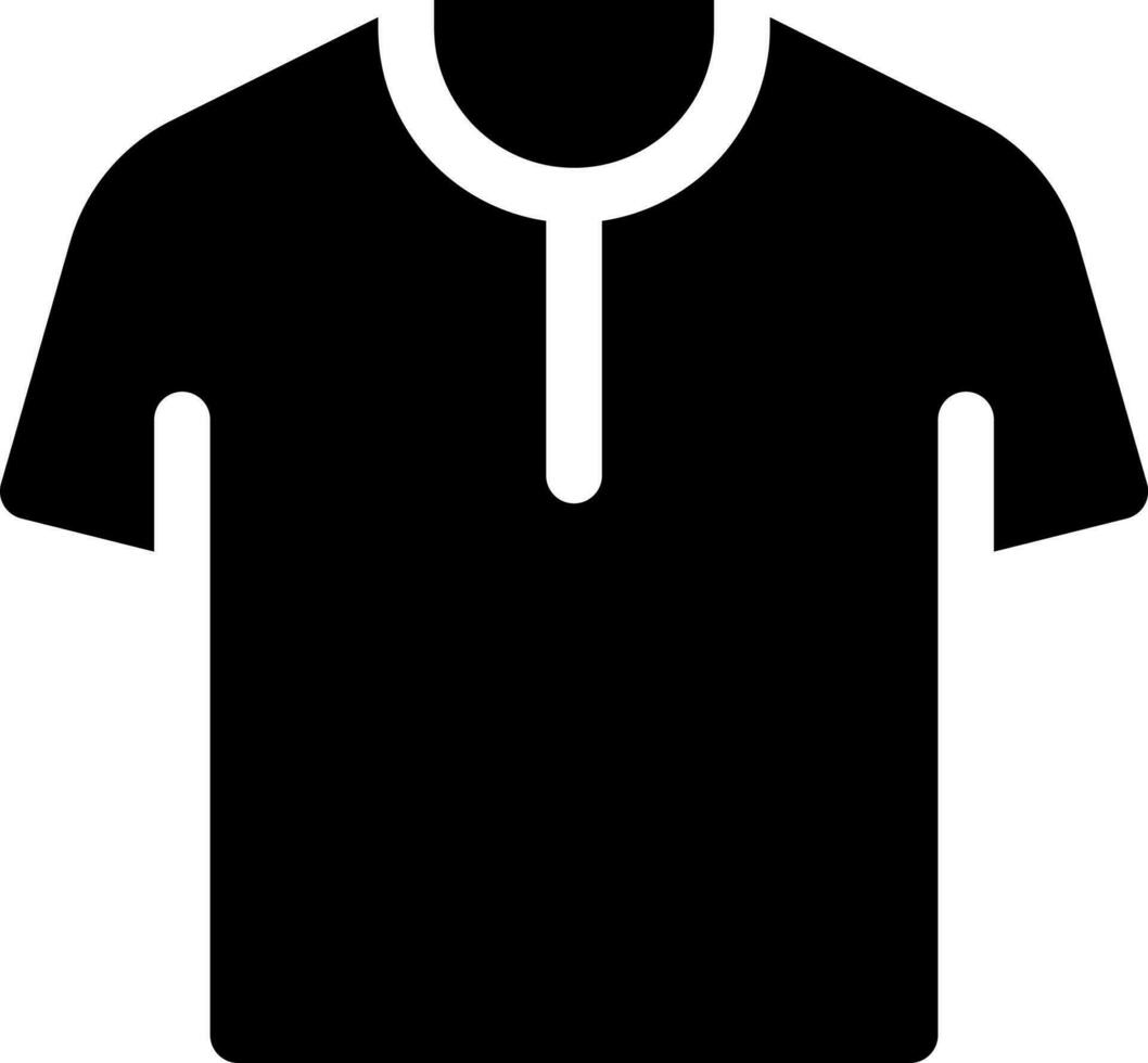 T shirt black glyph ui icon. Men clothing store. Online marketplace. User interface design. Silhouette symbol on white space. Solid pictogram for web, mobile. Isolated vector illustration