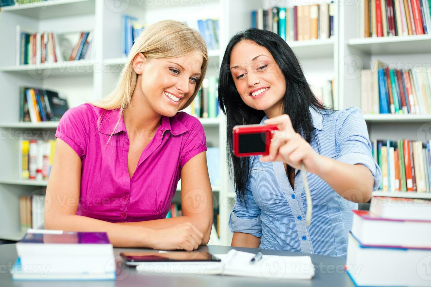 Women at the library photo