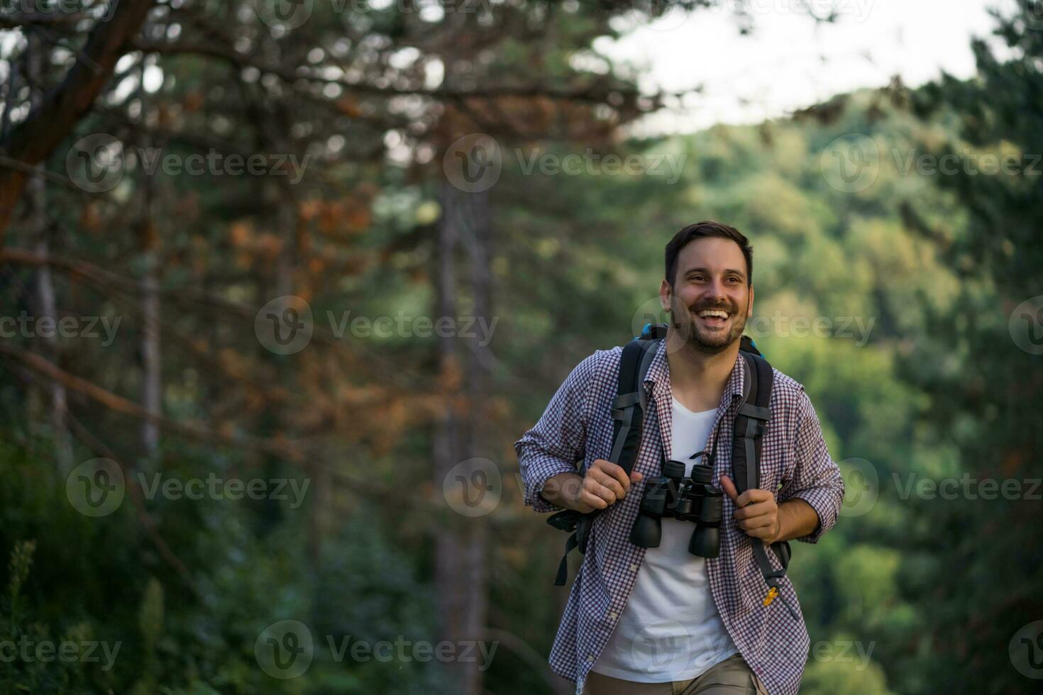 hombre gasto hora al aire libre foto