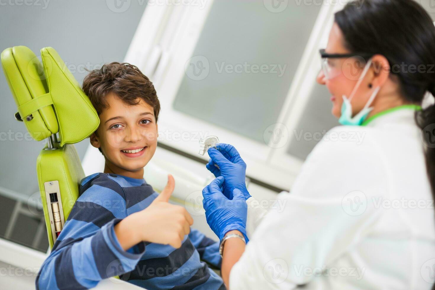 A child at the dentist photo