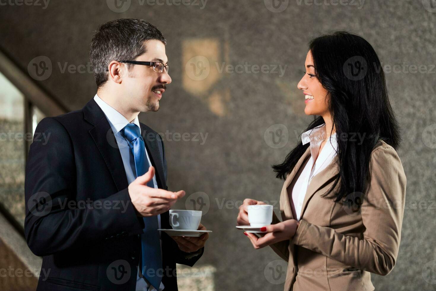 un reunión Entre negocio personas foto