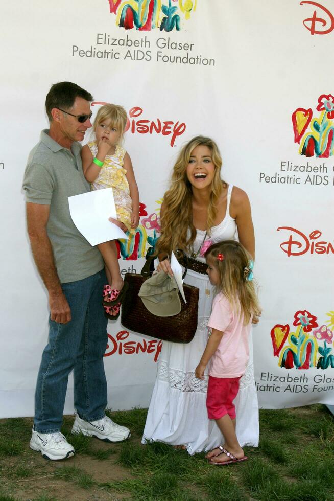 Denise Richards  father  her daughters arriving at the A Time for Heroes Pediatric AIDS 2008 benefit at the Veterans Administration grounds Westwood CA June 8 2008 2008 Kathy Hutchins Hutchins Photo
