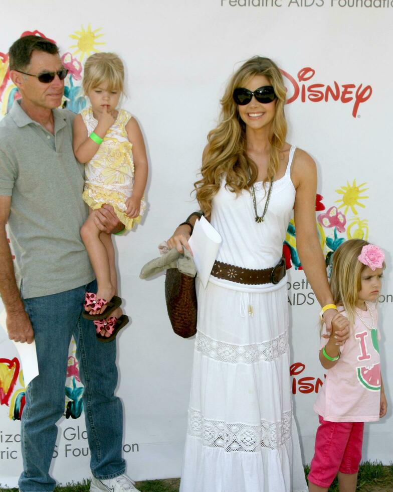 Denise Richards  father  her daughters arriving at the A Time for Heroes Pediatric AIDS 2008 benefit at the Veterans Administration grounds Westwood CA June 8 2008 2008 Kathy Hutchins Hutchins Photo