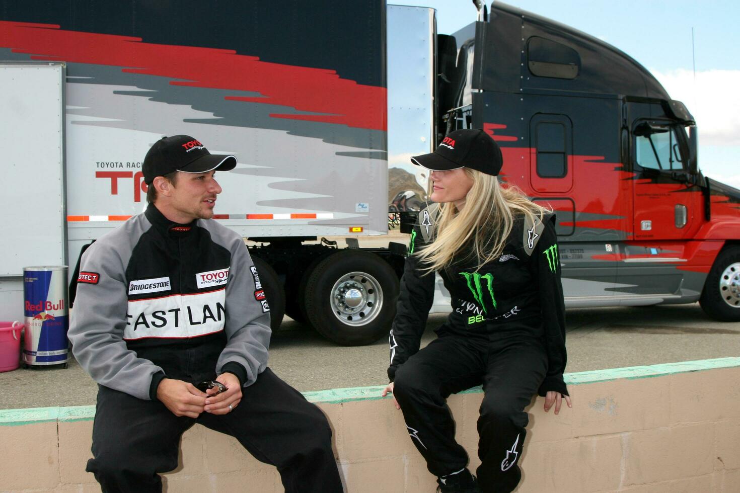 Drew Lachey  Jamie Little Toyota ProCelebrity Race Lancaster Training The Willows Lancaster CA March 15 2008 2008 Kathy Hutchins Hutchins Photo