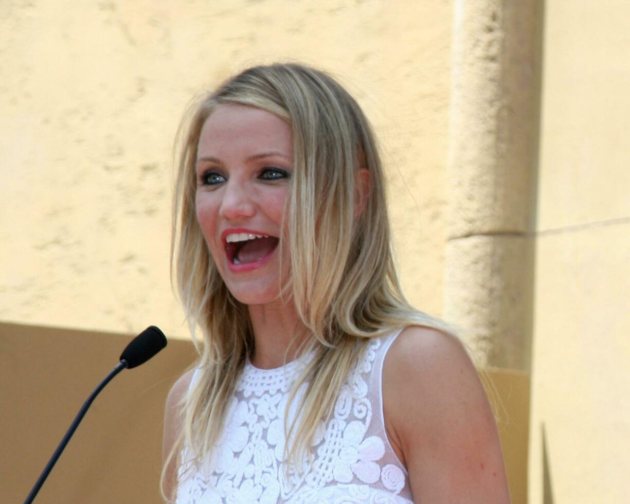 Cameron Diaz at the Cameron Diaz Star on the Hollywood Walk of Fame Ceremony in front of the Egyptian Theater on June 22 2009 2009 Kathy Hutchins Hutchins Photo