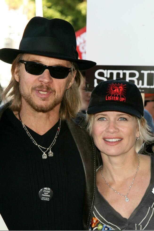 Stephen Nichols  Mary Beth Evans Soap Opera AFTRA Actors Support Writers Guild of America Strike CBS Television City December 17 2007 Los Angeles CA 2007 Kathy Hutchins Hutchins Photo