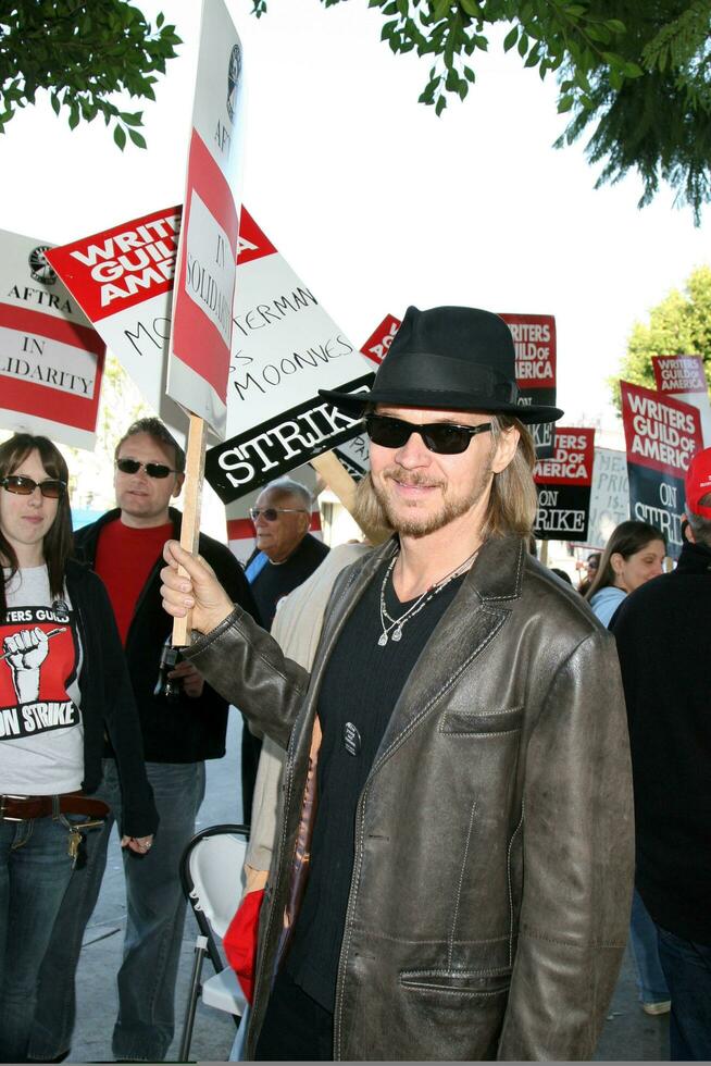 Stephen Nichols Soap Opera AFTRA Actors Support Writers Guild of America Strike CBS Television City December 17 2007 Los Angeles CA 2007 Kathy Hutchins Hutchins Photo