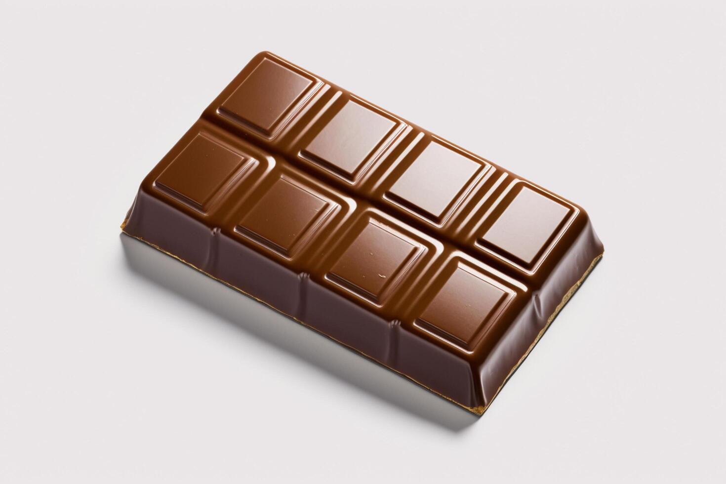 imagen de cerca arriba de un delicioso derritiendo chocolate bar aislado en blanco antecedentes. para chocolate festival, alimento, dulce postre, San Valentín día o chocolate día por ai generado foto