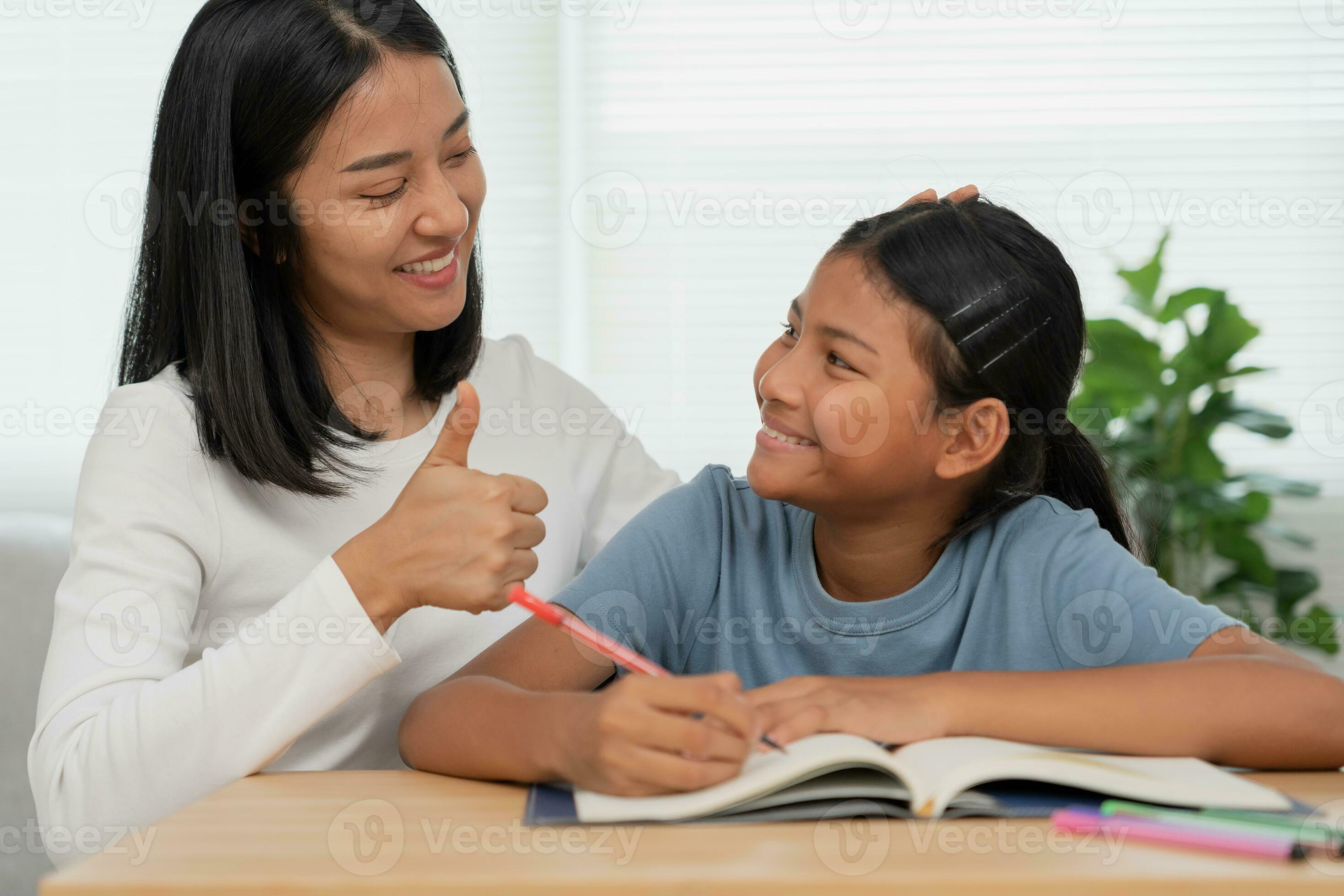 Moms Teaching Teens - pni08sz
