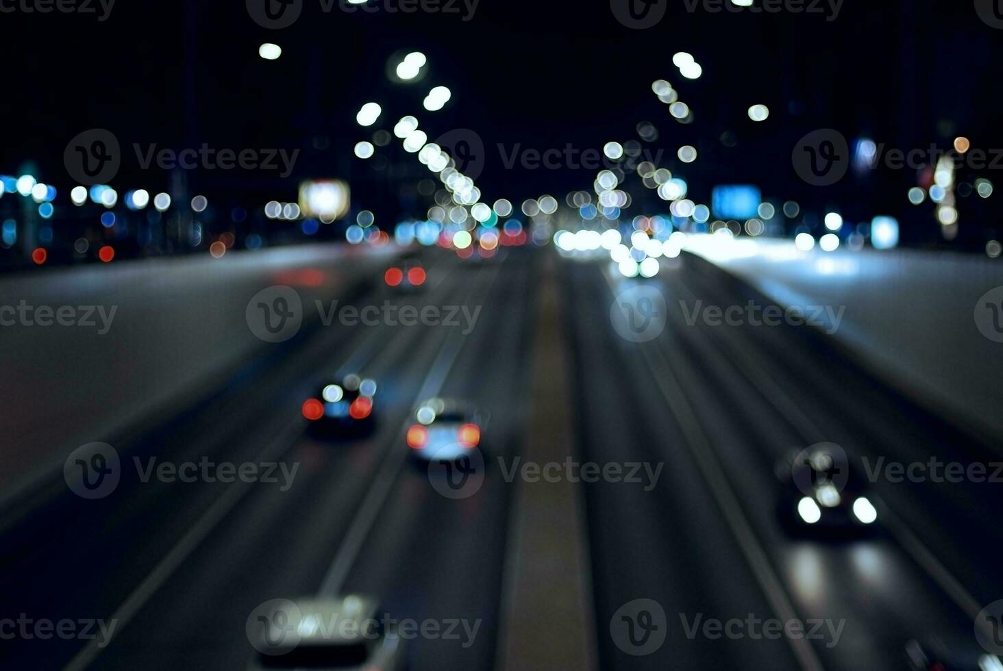 borroso noche ciudad tráfico antecedentes foto