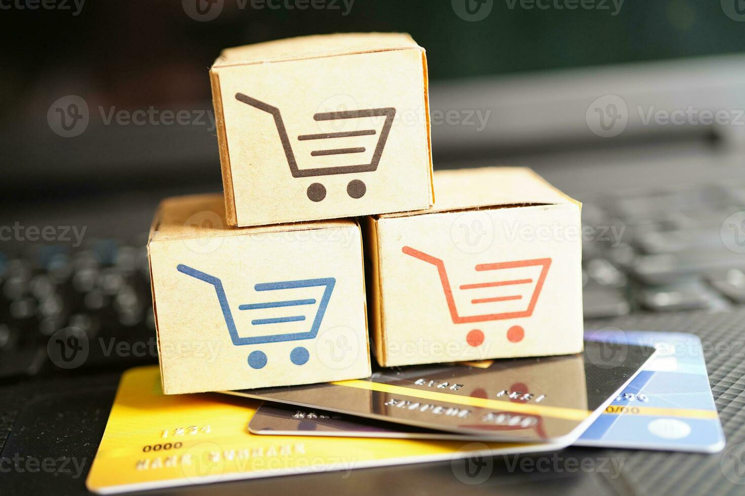 compras en línea, caja de carrito de compras con tarjeta de crédito, exportación de importación, comercio financiero. foto