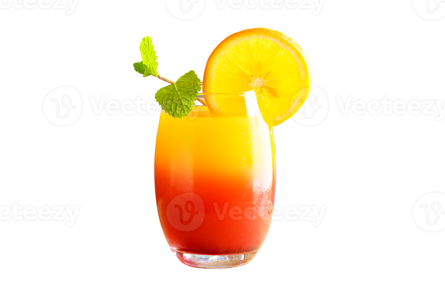 Fresh cocktail glass with lemon slice on transparent background png