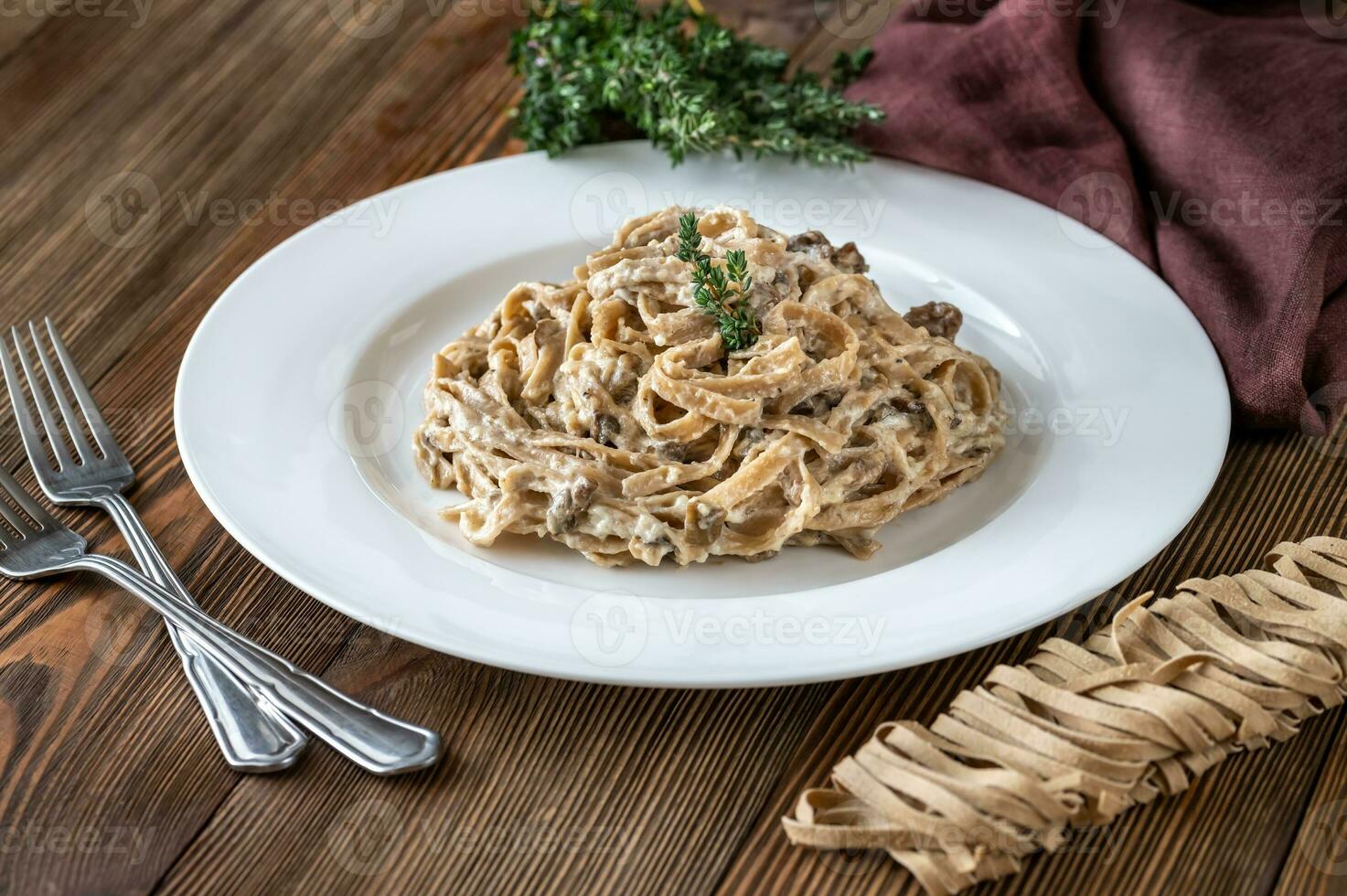 Tagliatelle with porcini mushrooms photo