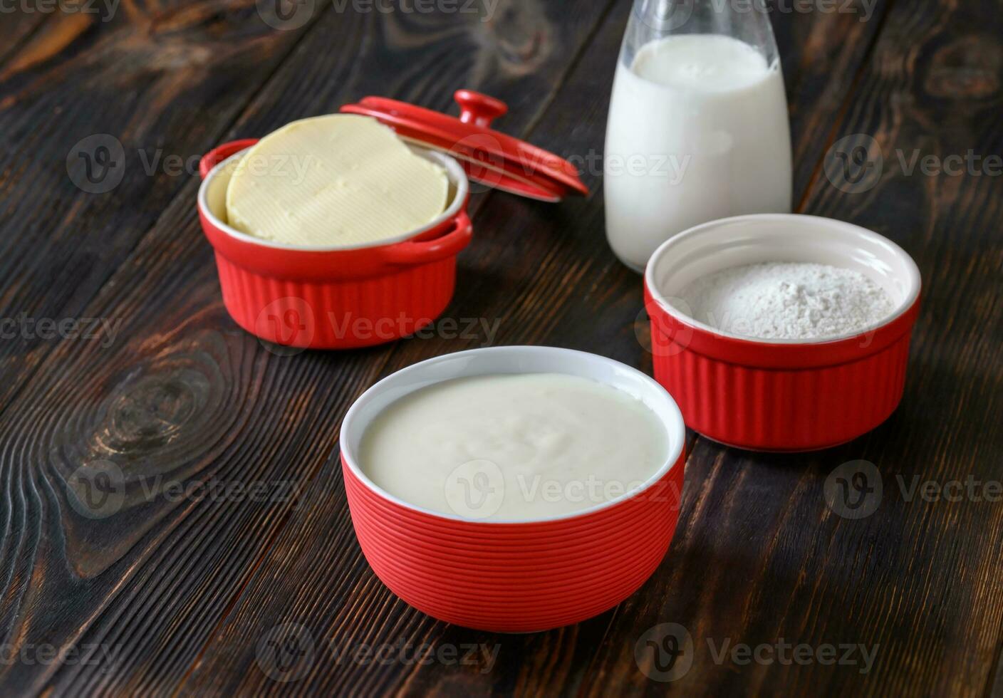 Ingredients of bechamel photo