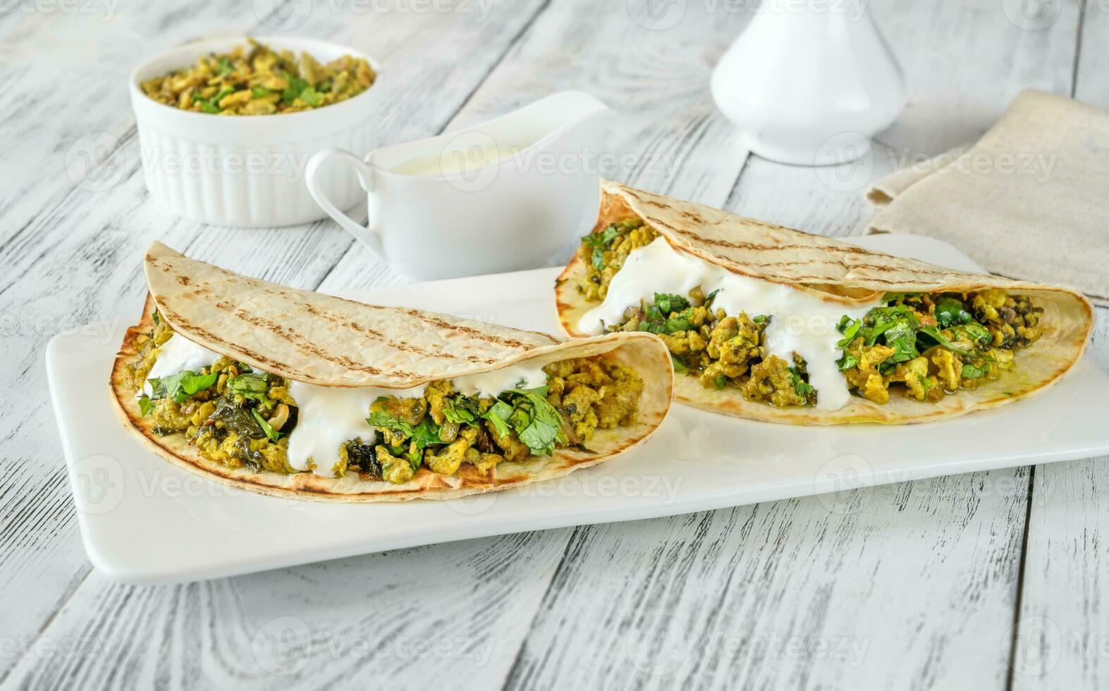 Indian Egg And Spinach Wraps 24216676 Stock Photo At Vecteezy Indian Egg And Spinach Wraps 24216676 Stock Photo At Vecteezy