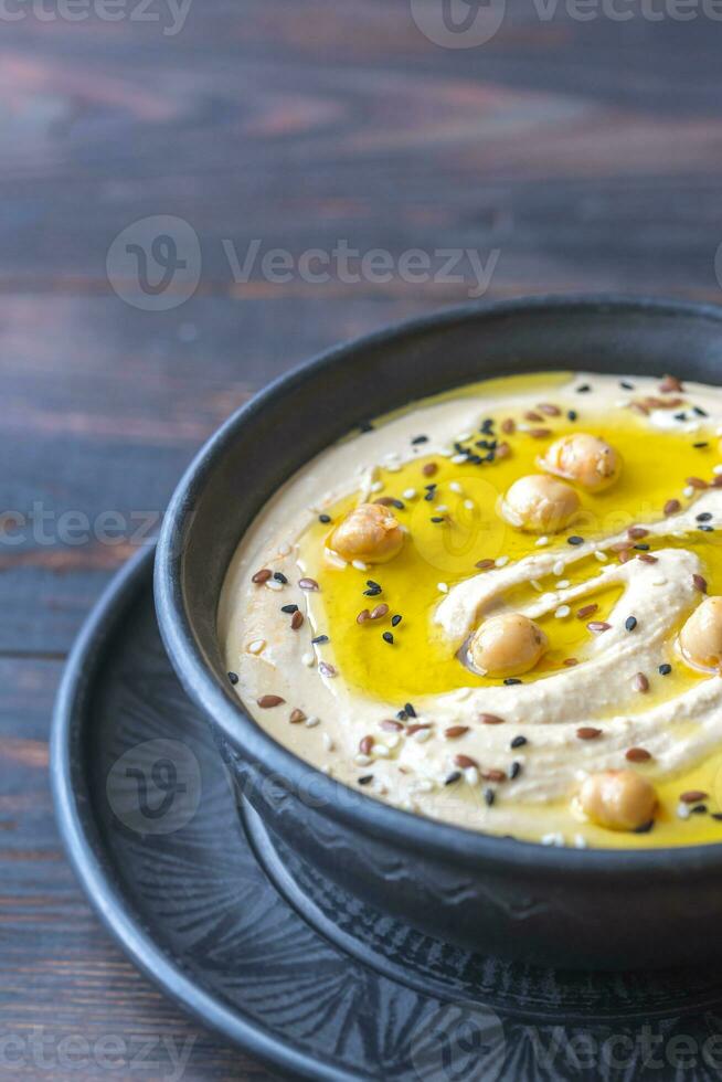 tazón de hummus foto