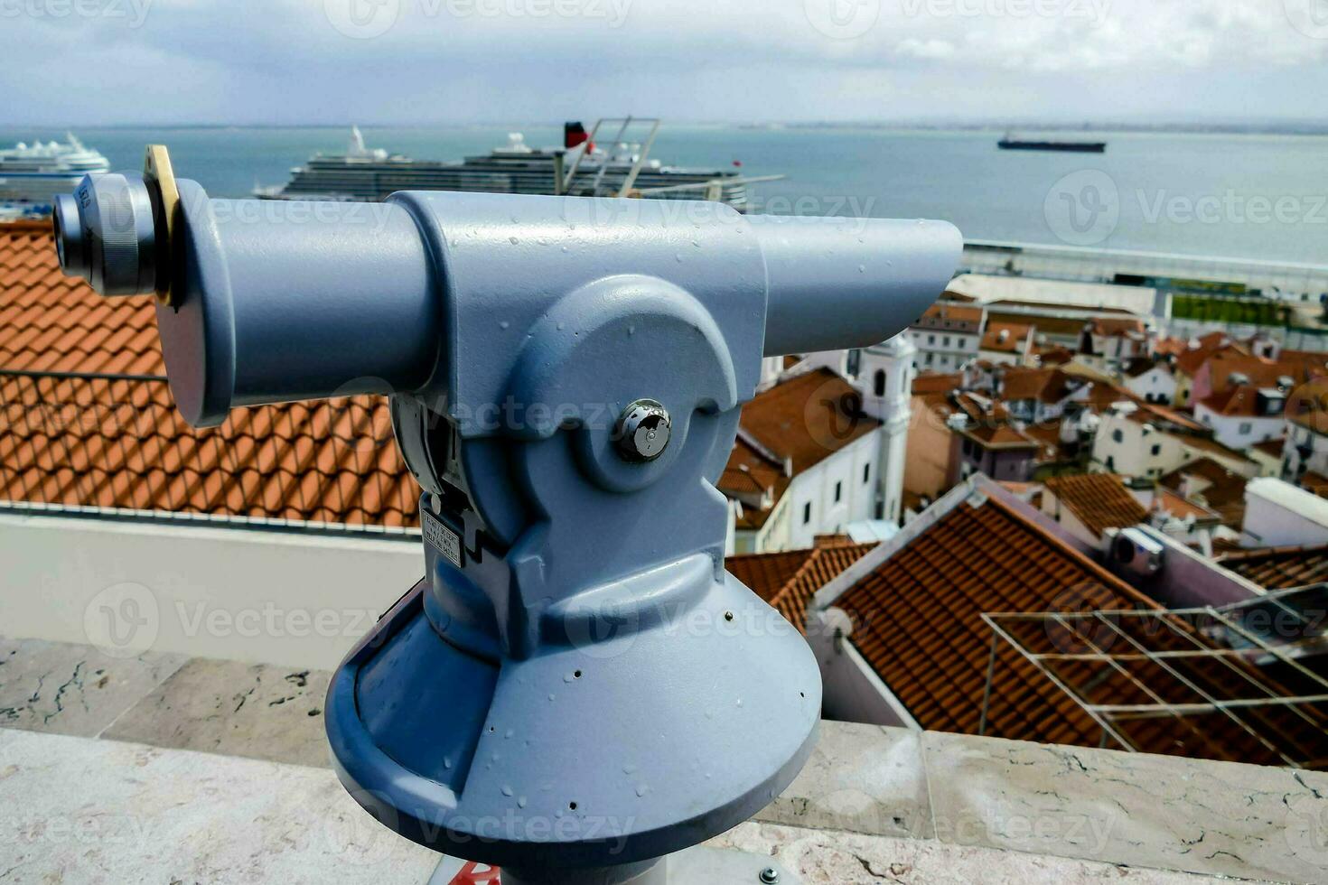 Coin Telescope View photo