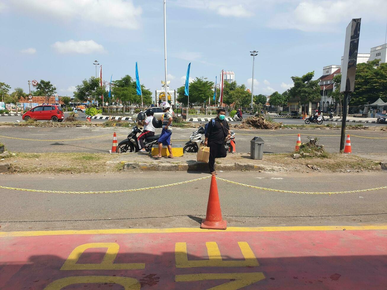 Tegal,Mei 2023. Tegal railway station Drop Zone to pick up and receive visitors who will enter the station area. photo