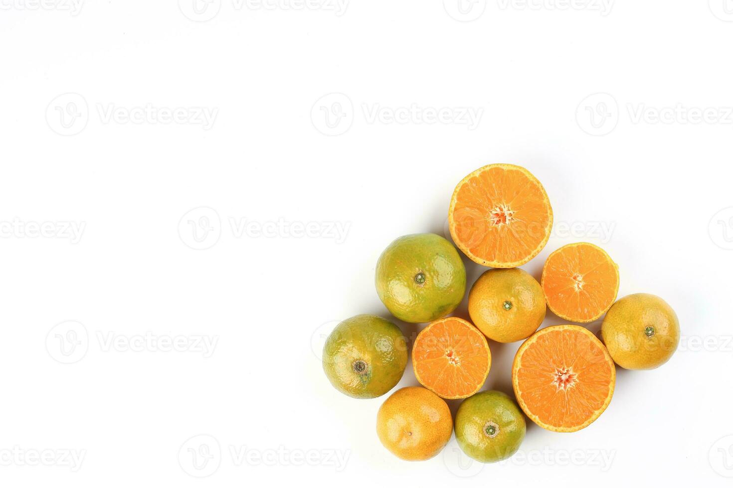small yellow green mandarin orange whole slice on white background copy space for text frame border photo