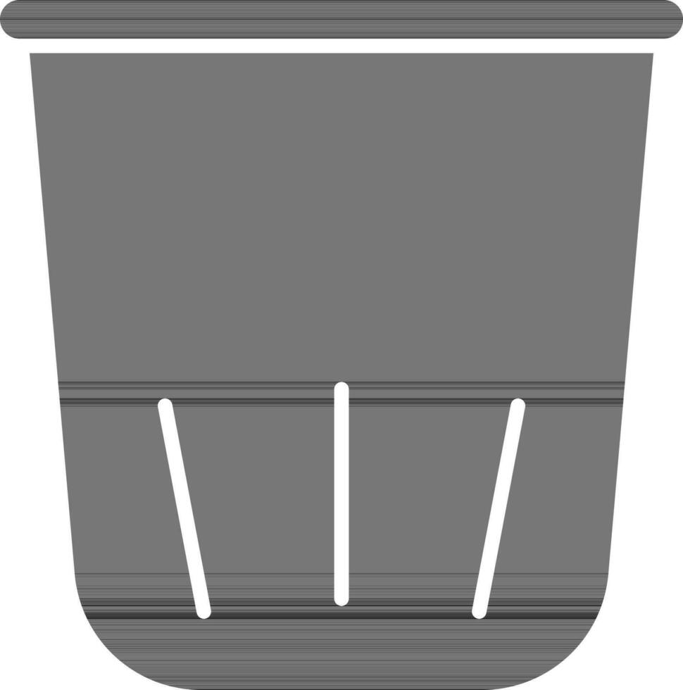 Dustbin Icon In black and white Color. vector