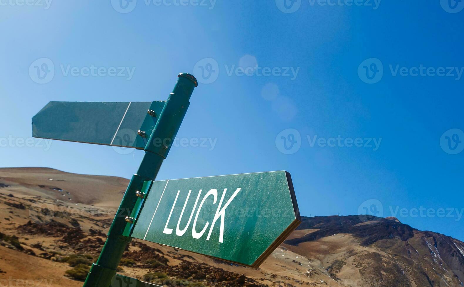 cruce de caminos señalizar diciendo esta forma, ese forma, suerte foto