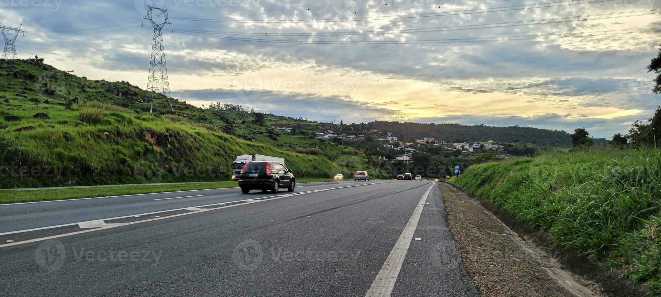 ocupado autopista dom pedro primero en el interior de Brasil foto