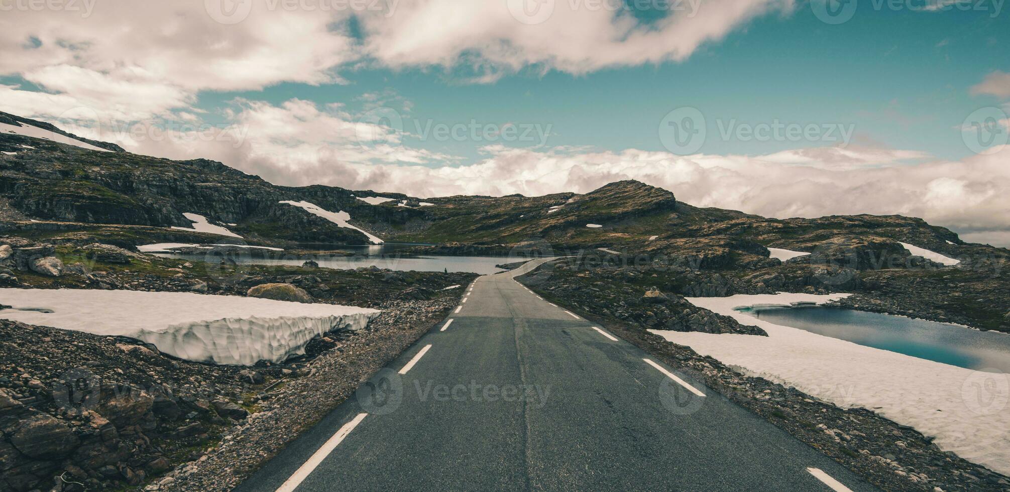 escénico escandinavo alpino ruta foto