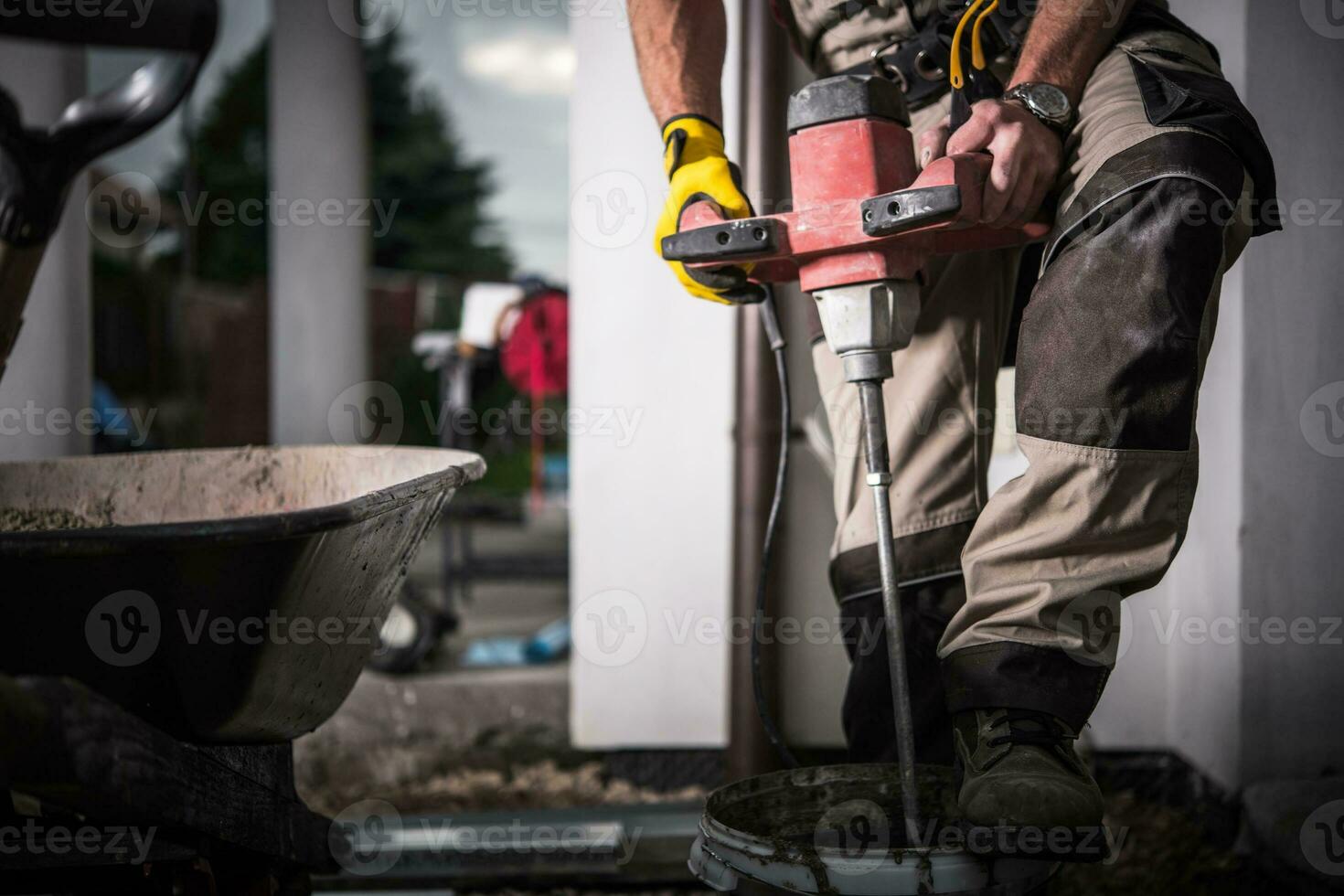 Contractor with Fusion Mixer photo