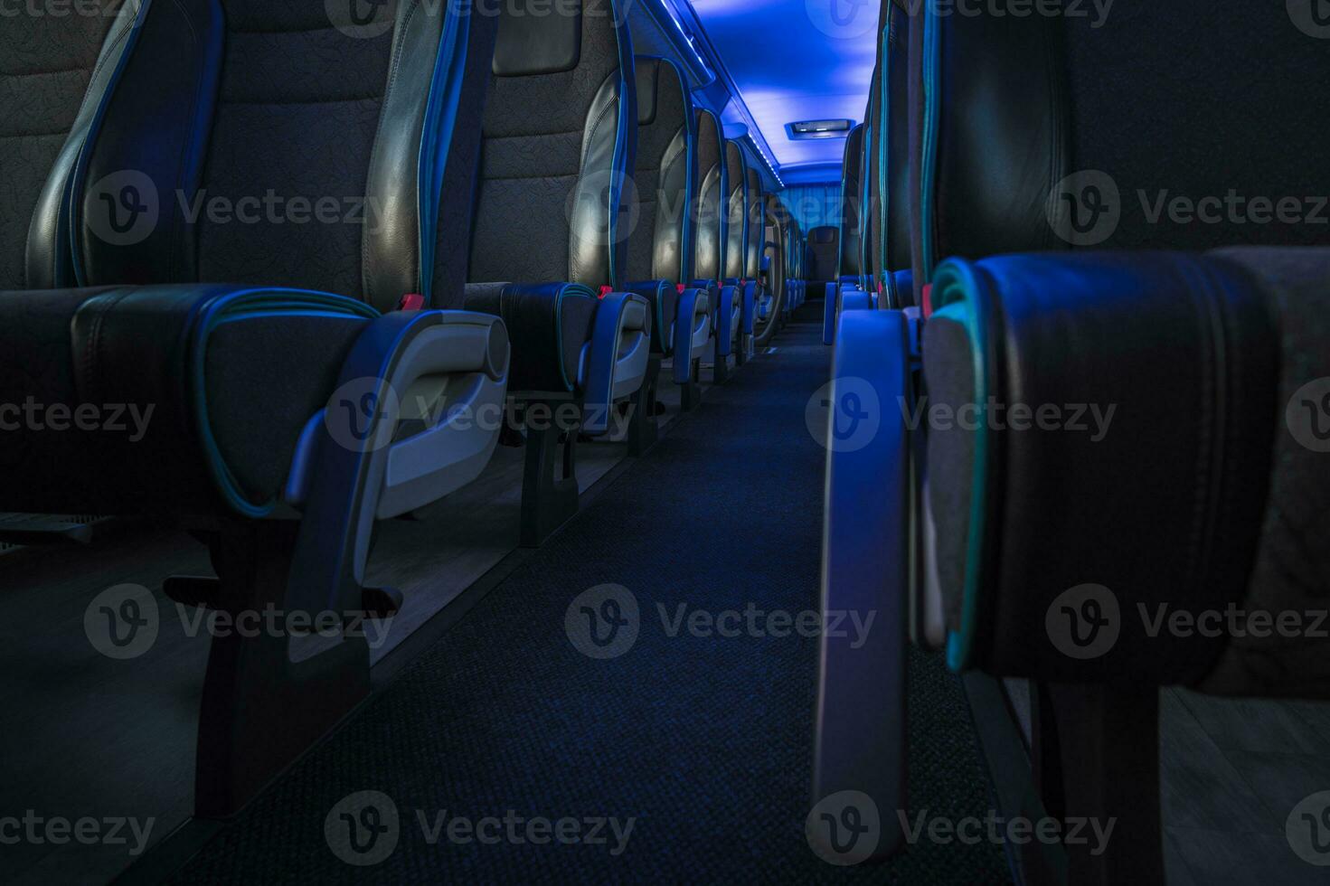 Modern Comfortable International Shuttle Coach Bus photo