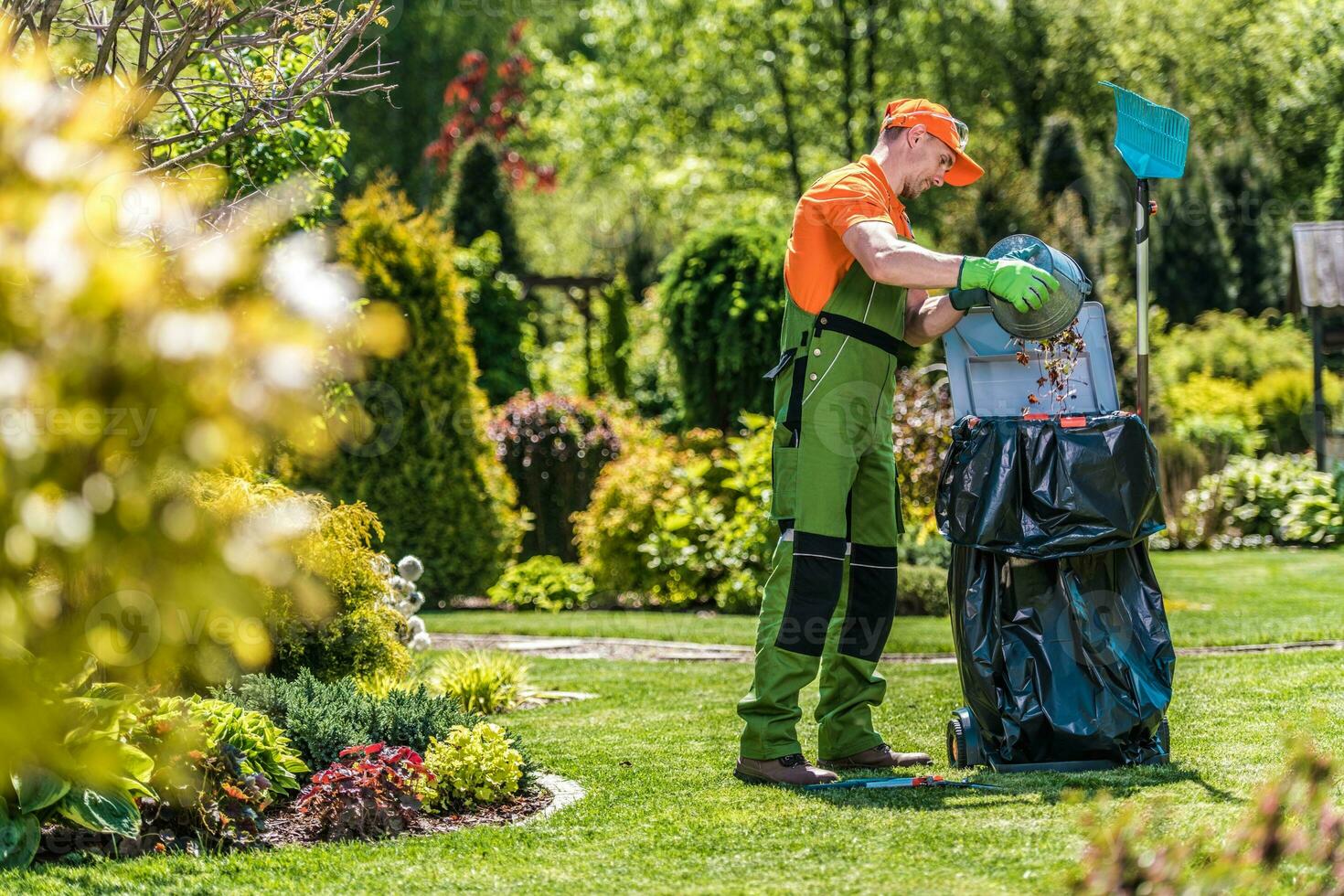 Summer Garden Maintenance photo