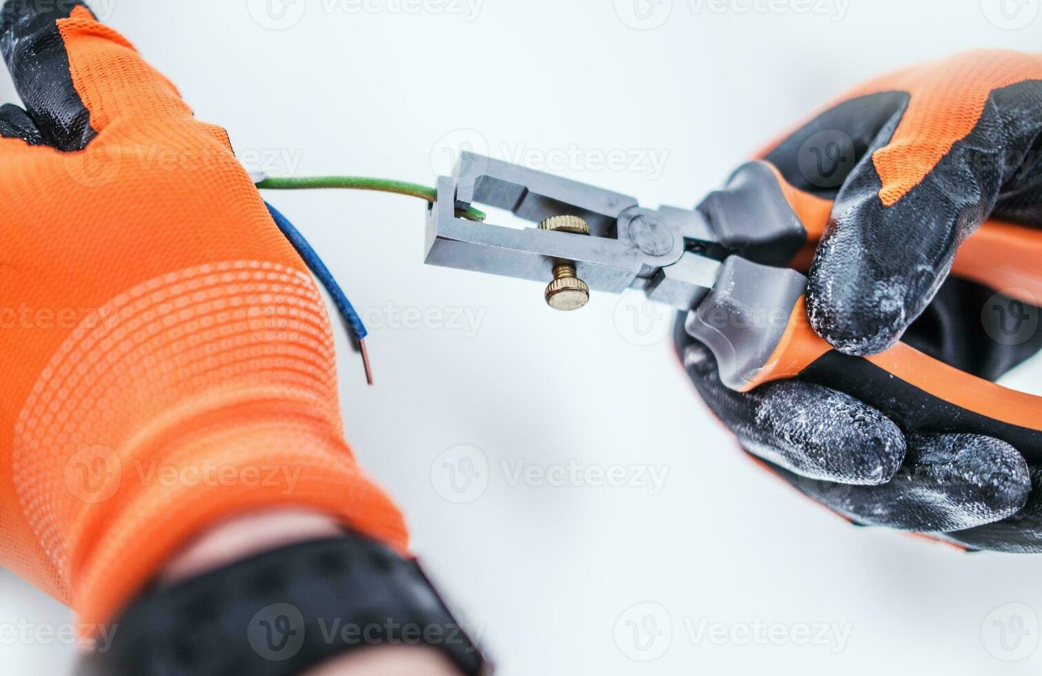 Preparing Electric Cables photo