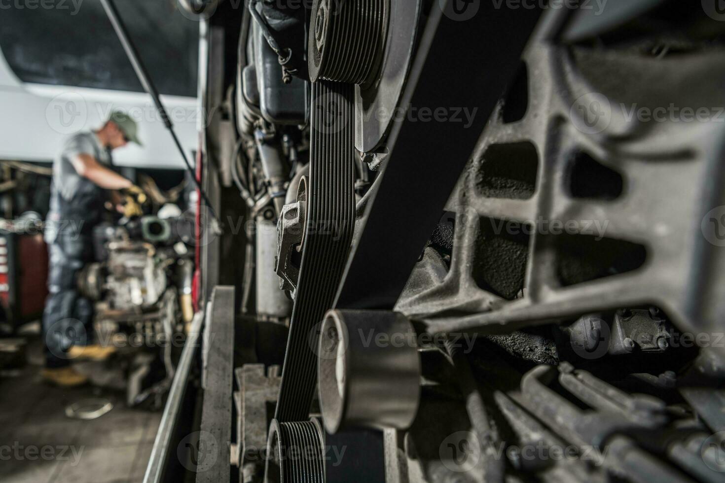 Coach Buses Engines Repairing and Maintenance Service photo