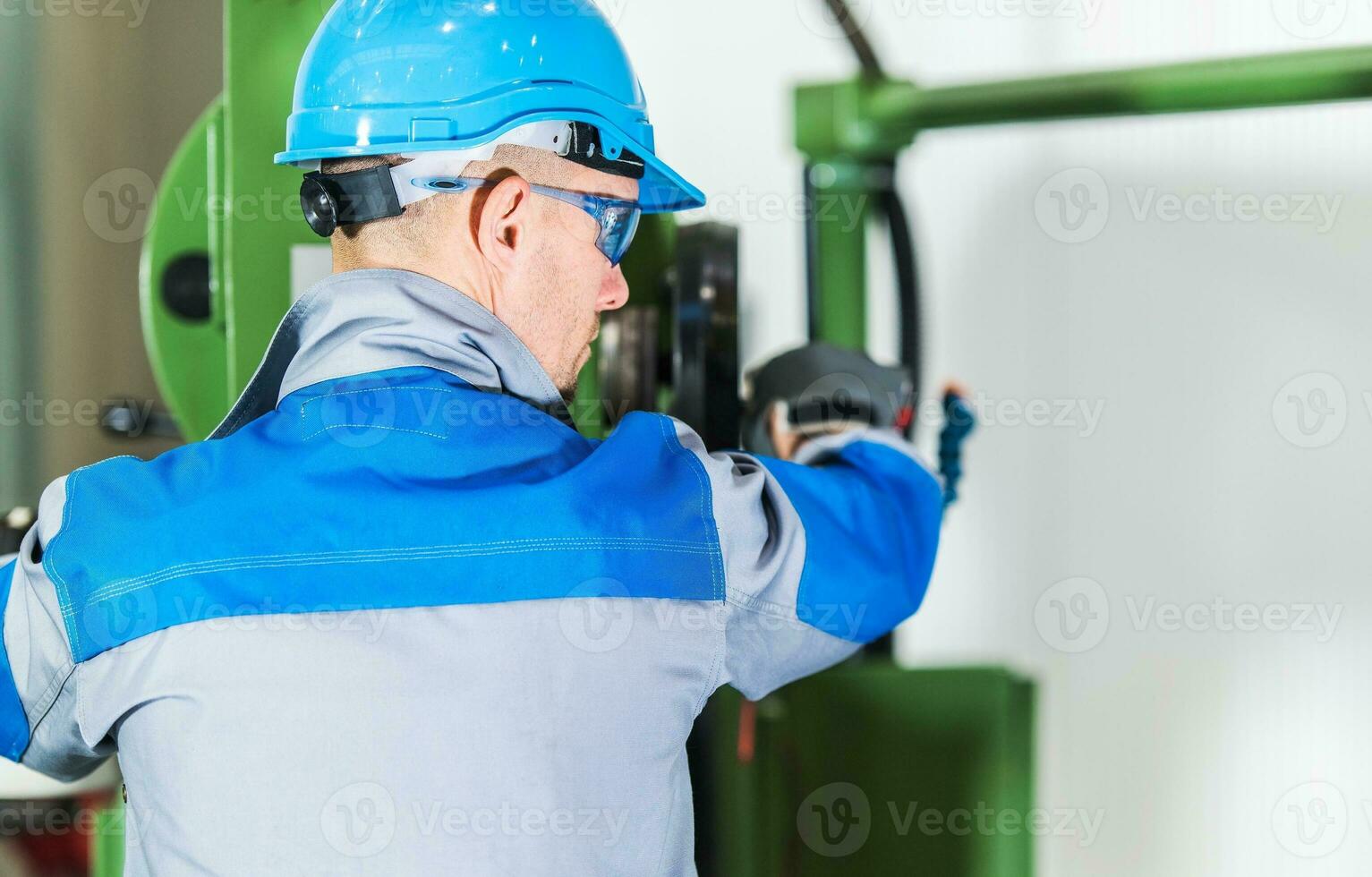 Pro Machinery Operator photo