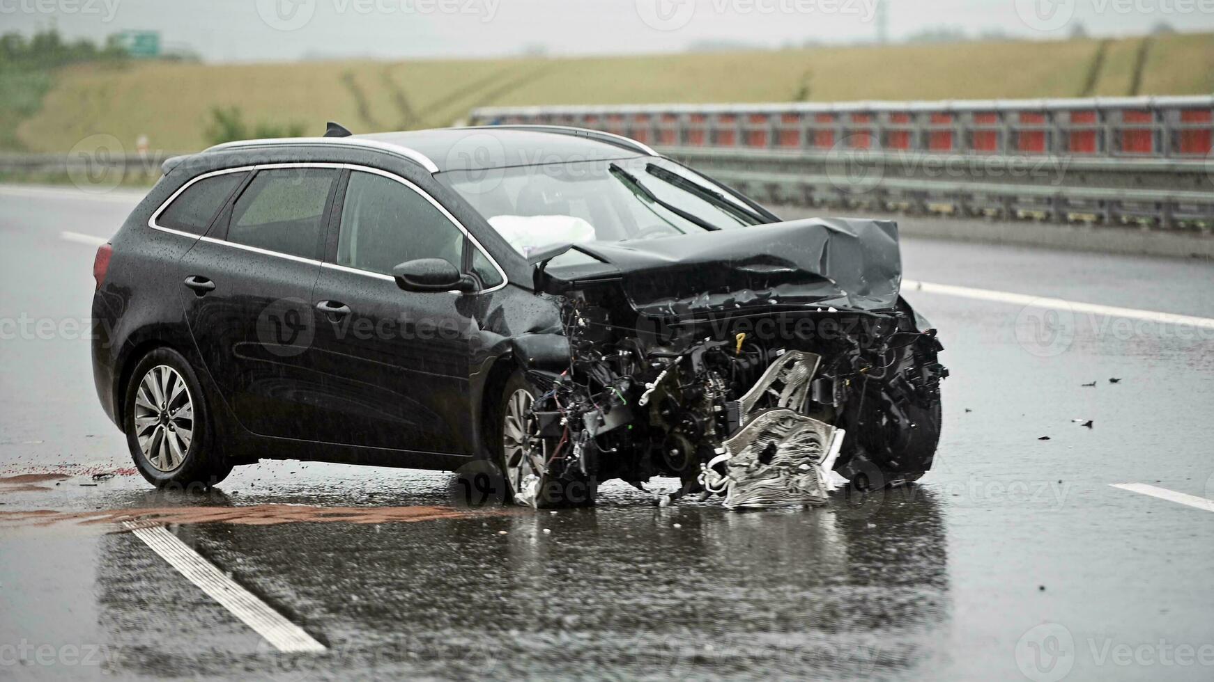 coche después un accidente foto