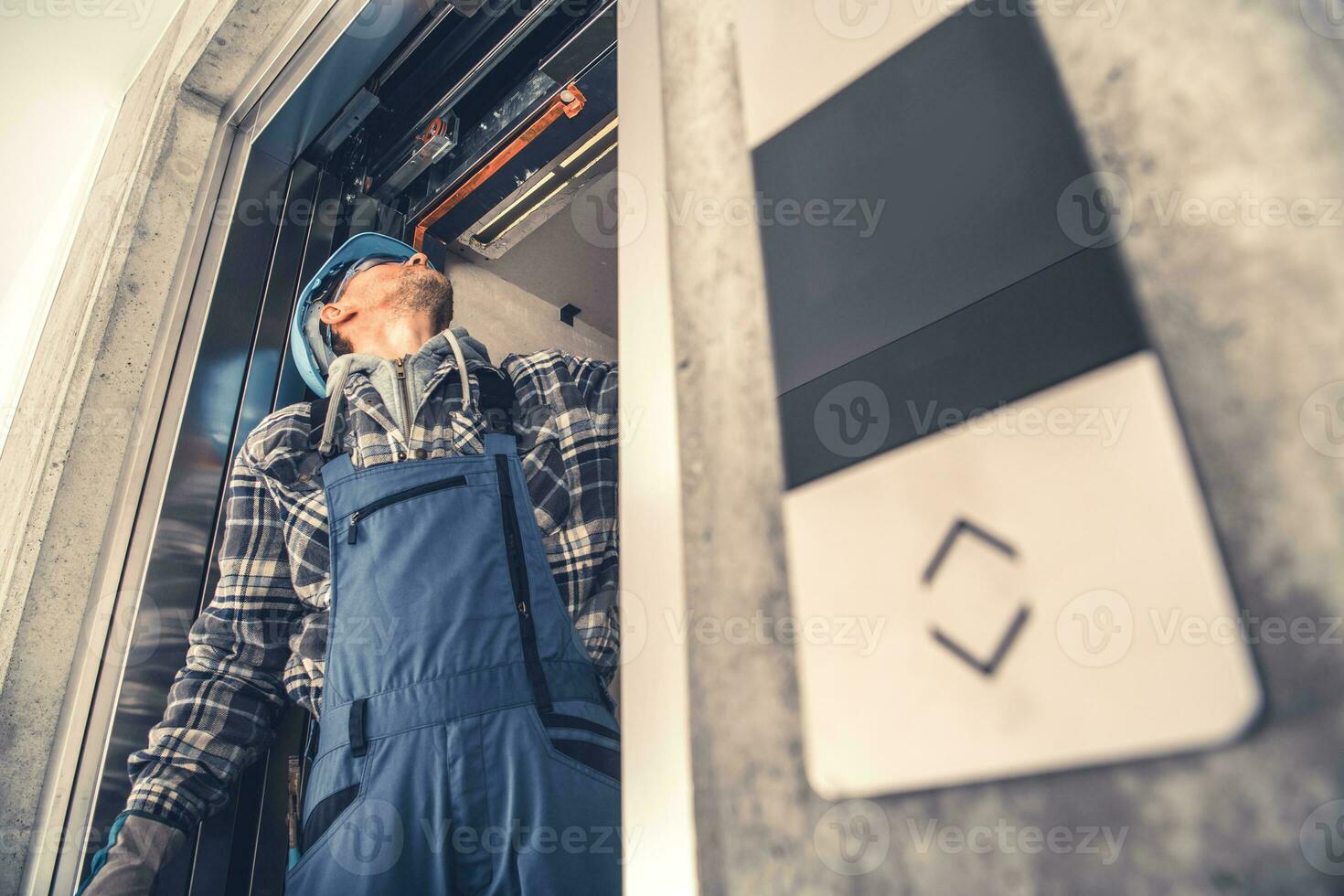 Elevator Doors Repair Performed by Professional Technician photo