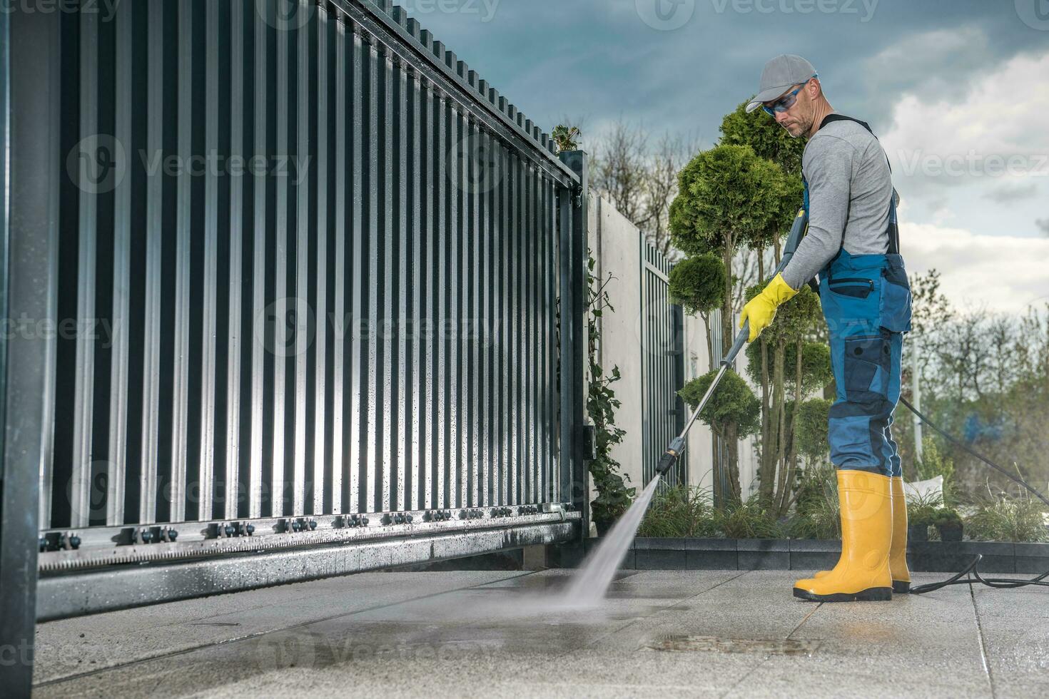 Front Yard Cleaning Scene photo